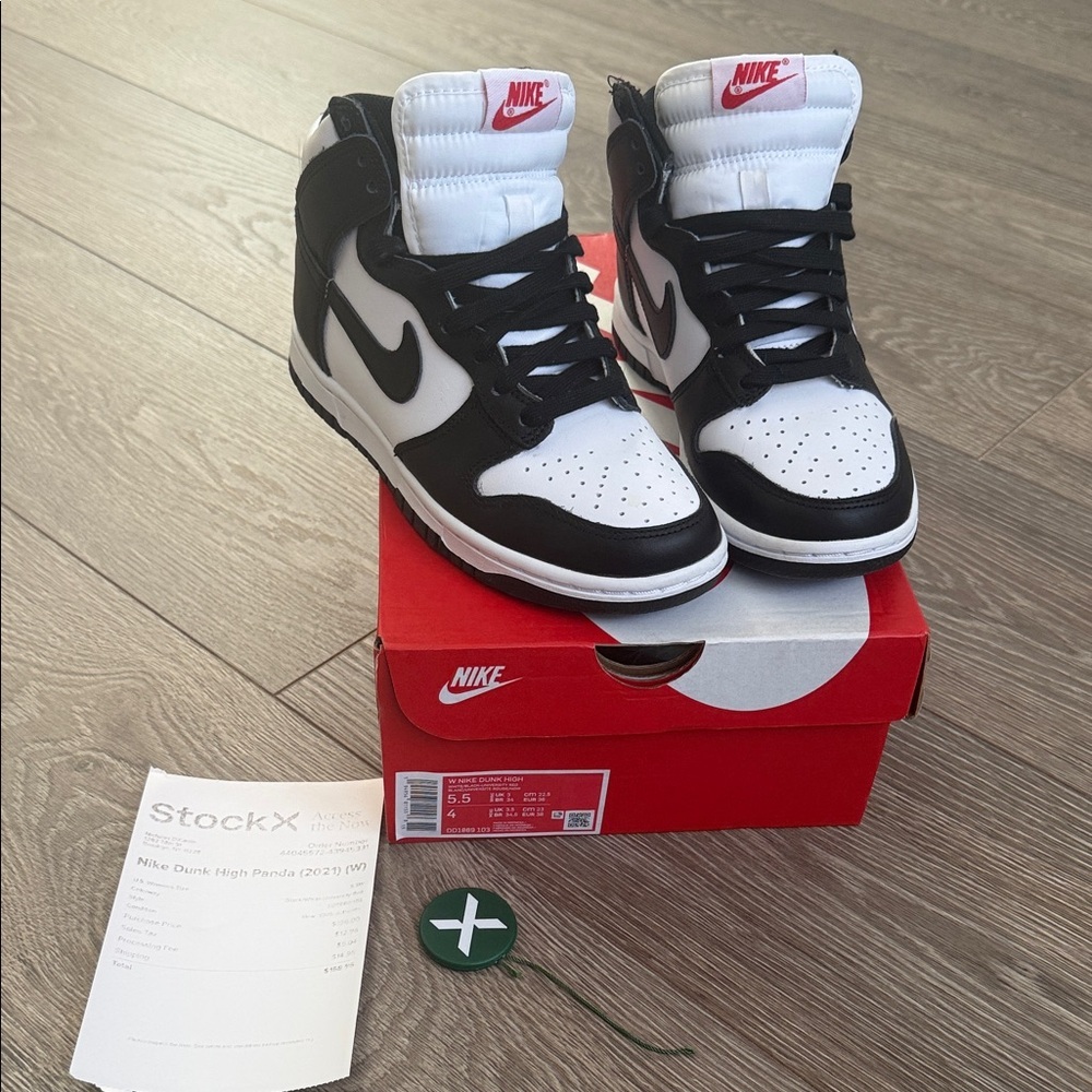 Nike dunk high panda